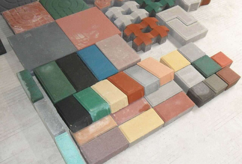 ����u